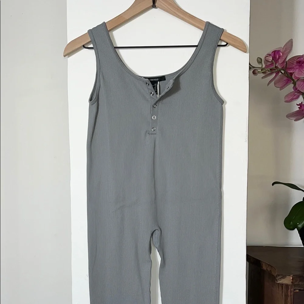 Gray Ribbed Jumpsuit - Picture 2 of 11